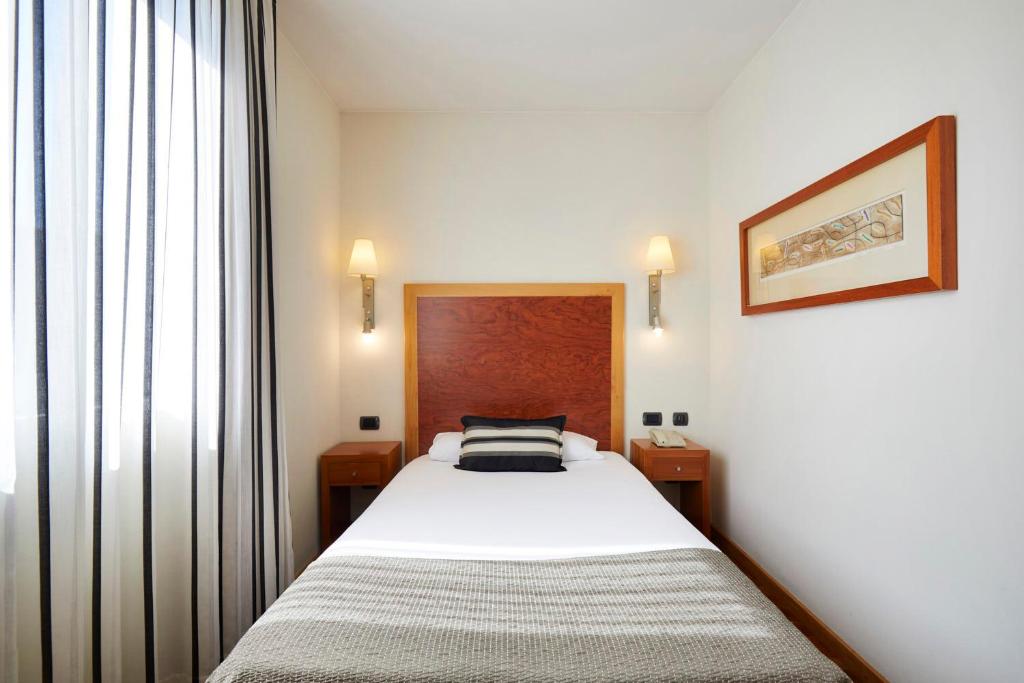 Exe Plaza Delicias - Resim 16