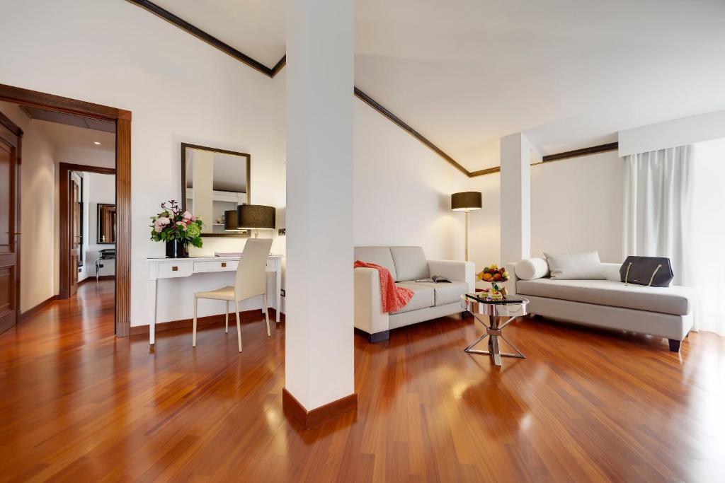 Гостиная зона в Meliá Milano
