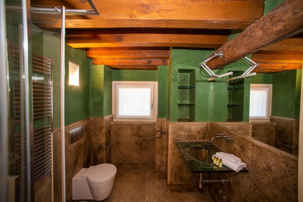 Kúpeľňa v ubytovaní Locanda Mimmo