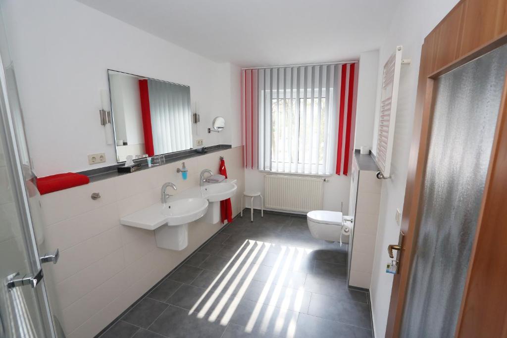 Koupelna v ubytování Hotel 7 Säulen GmbH