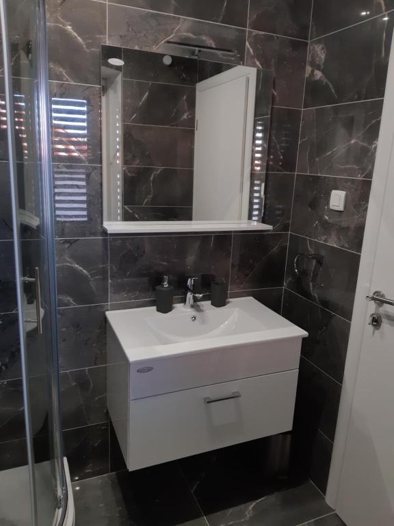 Koupelna v ubytování Sebenico Luxury Rooms