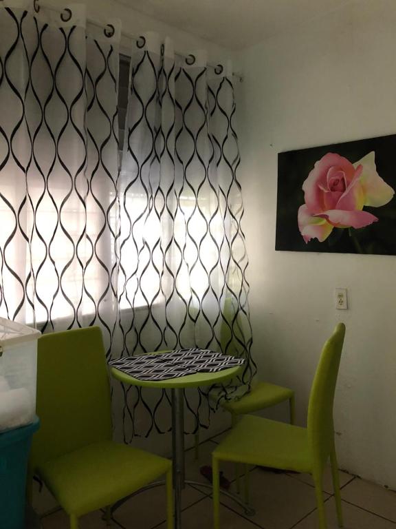 Posezení v ubytování Vieques Good Vibe Guest House