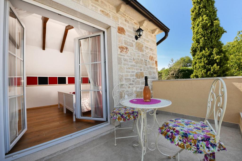 Balkon lub taras w obiekcie Villa Emilia