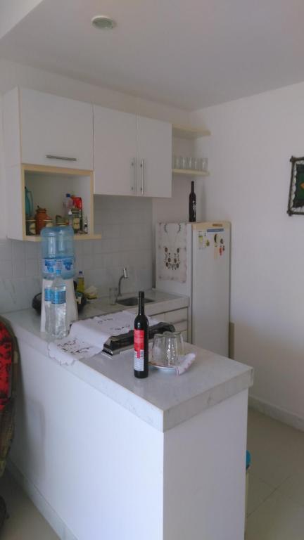  Sonia Flats - Apartamento térreo em condominio em frente à Praia de Camurupim