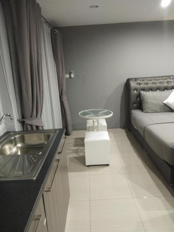 Asia's Beach Apartments - 12