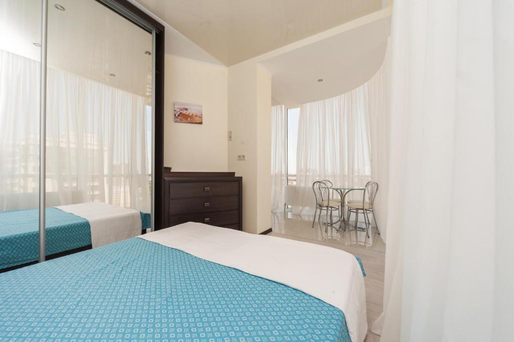 Gagarin plaza Arcadia Apartments sea view фото 6