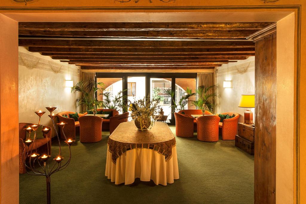 Posezení v ubytování Albergo Al Moretto