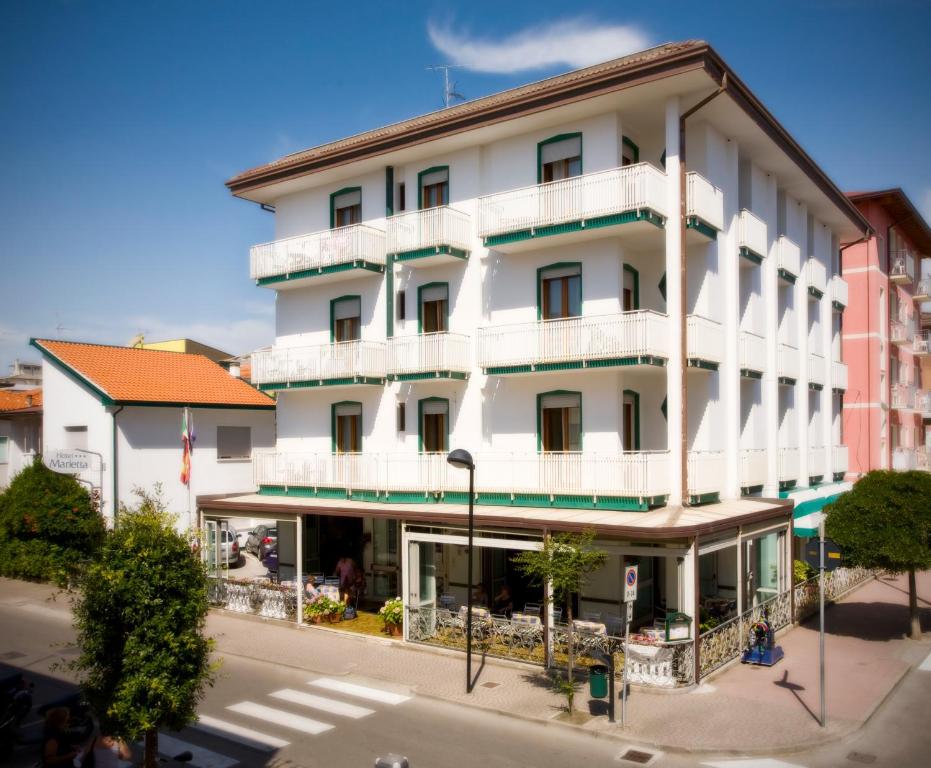 Budova, kde se hotel nachází