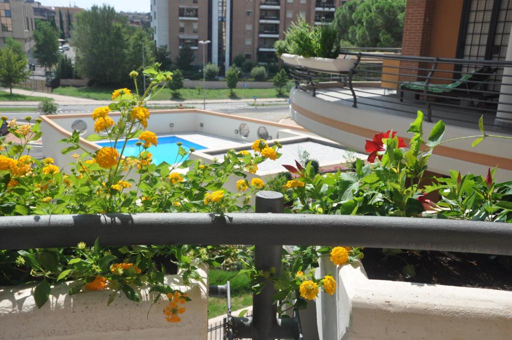 The swimming pool at or close to La Mia Casa Romana