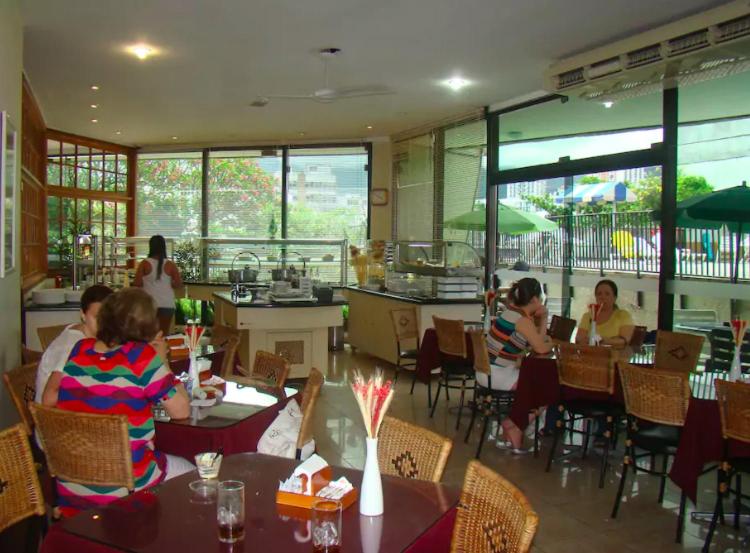  Flat de luxo com piscinas e jacuzzi no Leblon