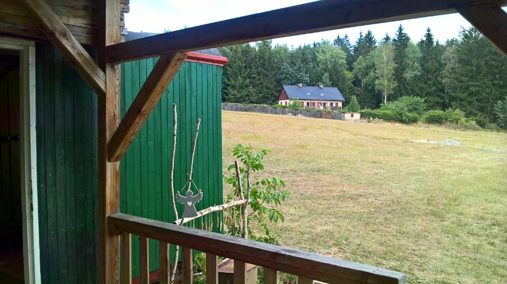 Garður fyrir utan Maringotka ticha