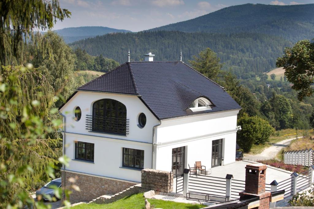 Výhľad na hory alebo výhľad na hory priamo z apartmánu