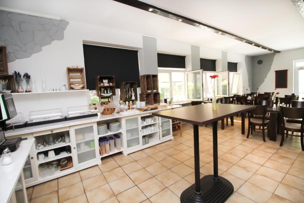 Hotel Pension Köberl - Resim 12