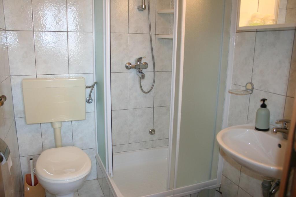 Koupelna v ubytování Apartmani Halilovic