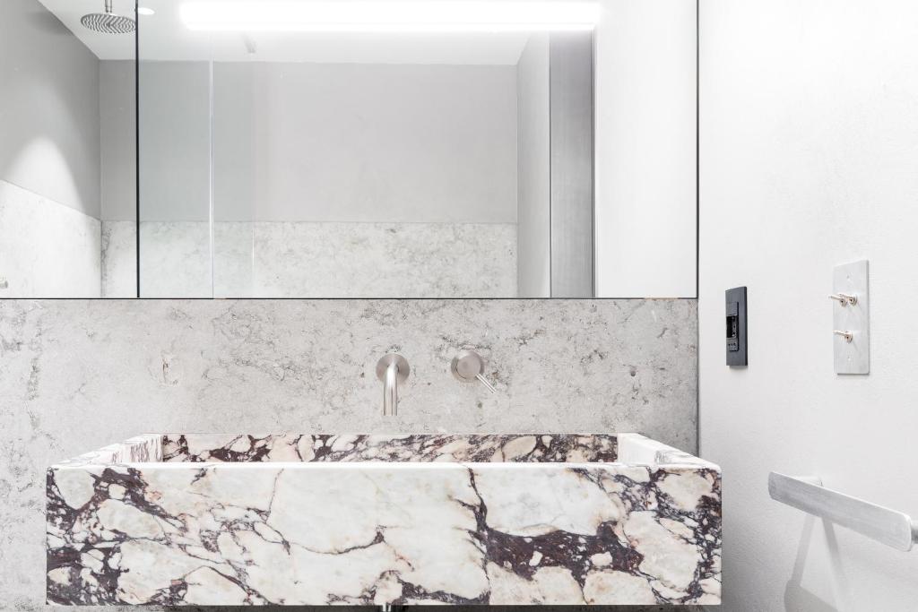 Hotel dei Barbieri - Resim 41