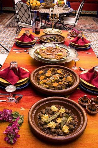 Cibo presso il riad o nelle vicinanze