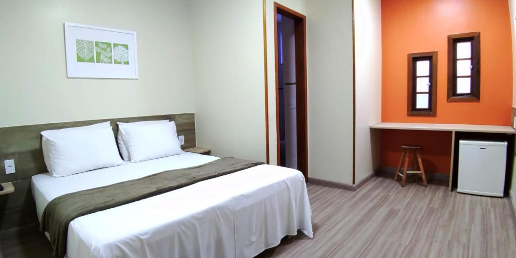  Hotel Orleans
