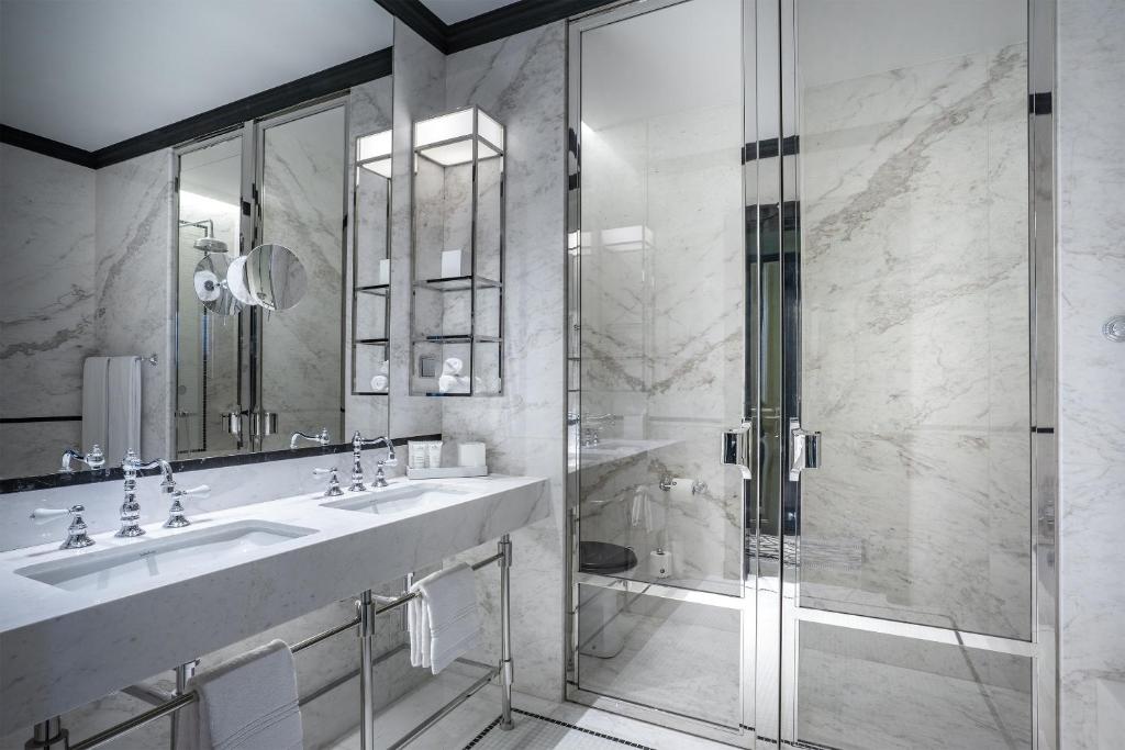 The One Monumental Palace - 3