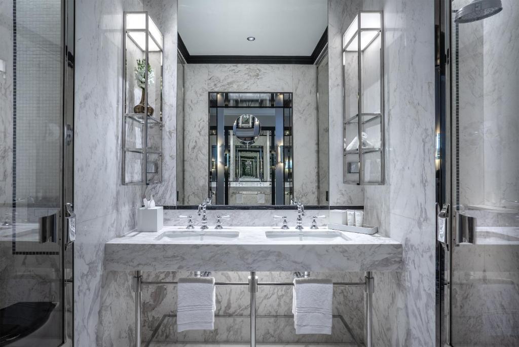 The One Monumental Palace - 7