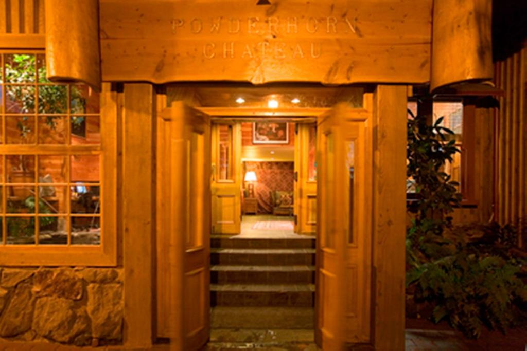 The Powderhorn Chateau - Resim 19