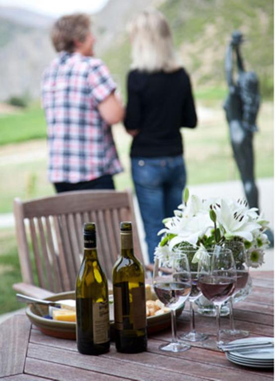 Nápoje v ubytování Gibbston House Boutique B&B