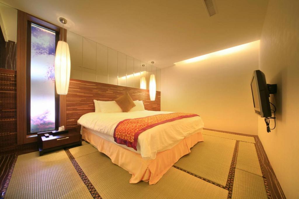 TV a/nebo společenská místnost v ubytování CingYa Hot Spring Hotel