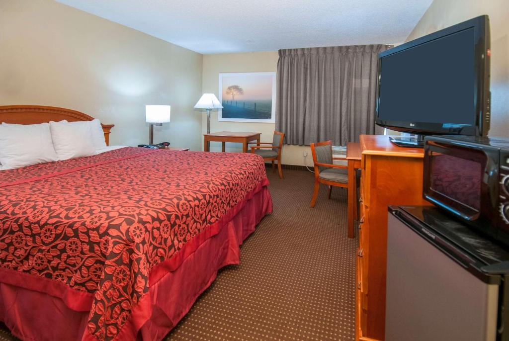 Days Inn by Wyndham Pauls Valley photo