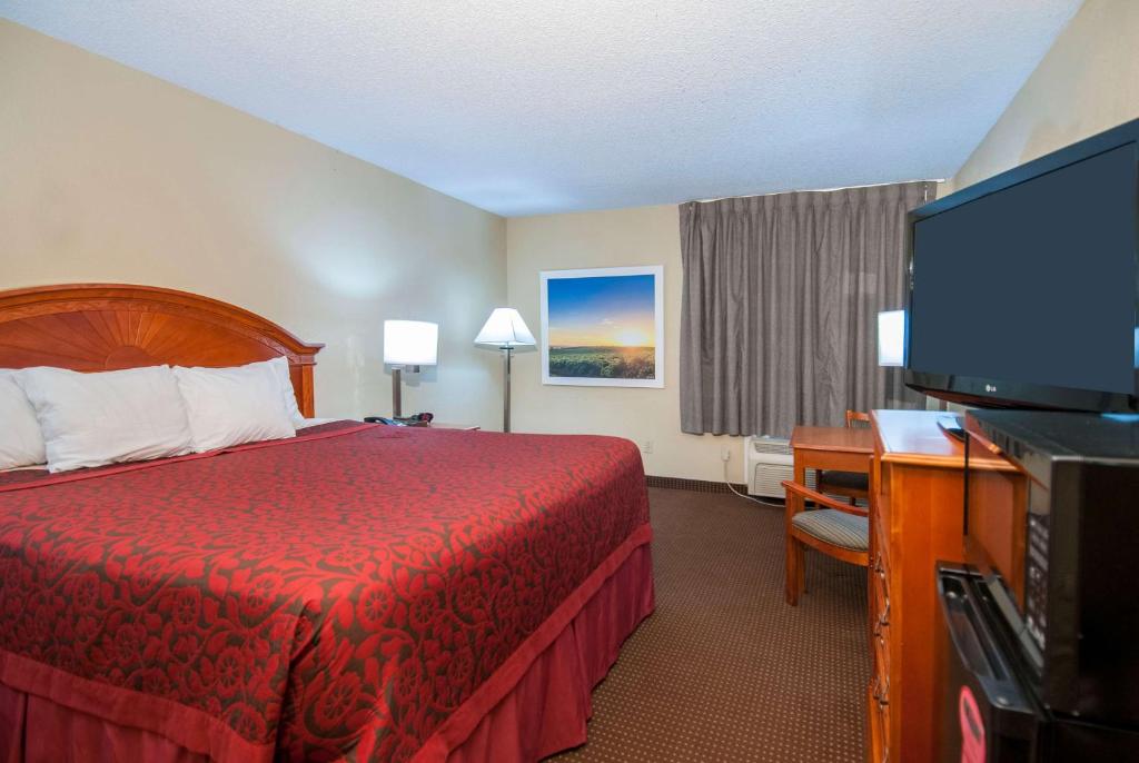 Days Inn by Wyndham Pauls Valley photo
