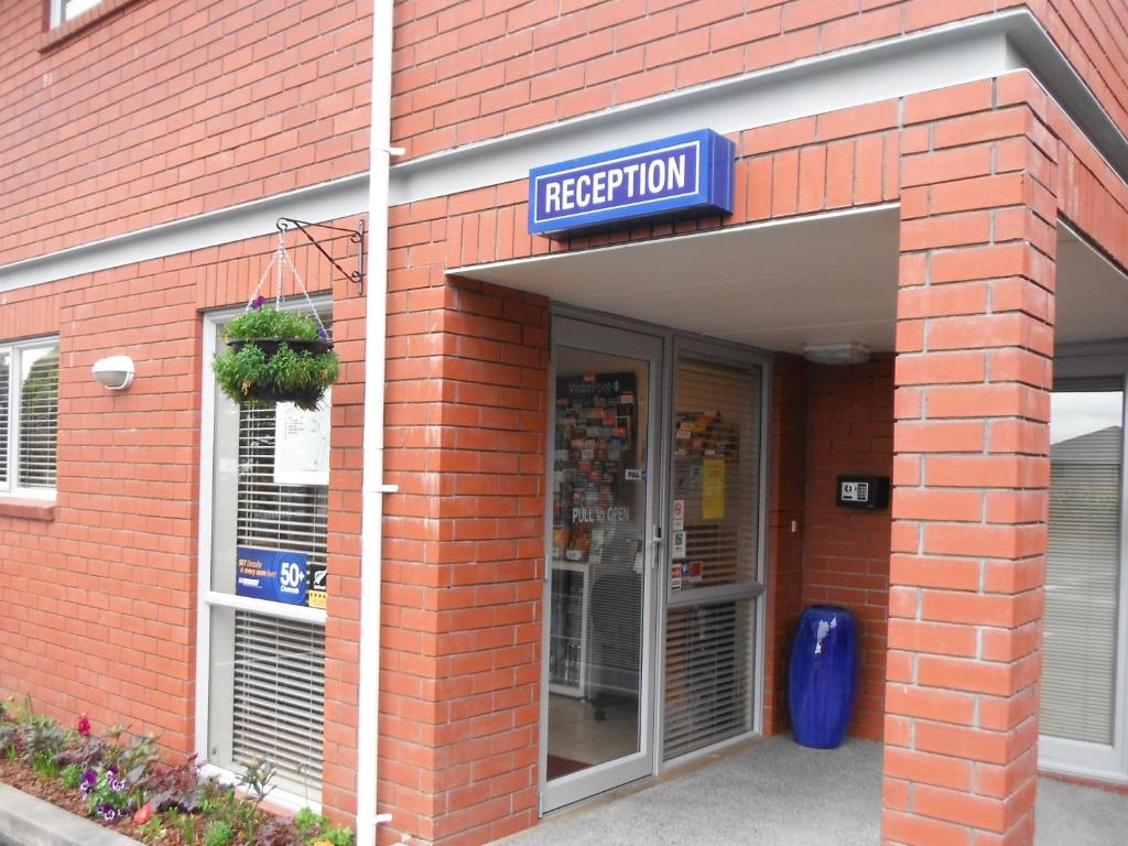 Cranford Oak Motel - Resim 25