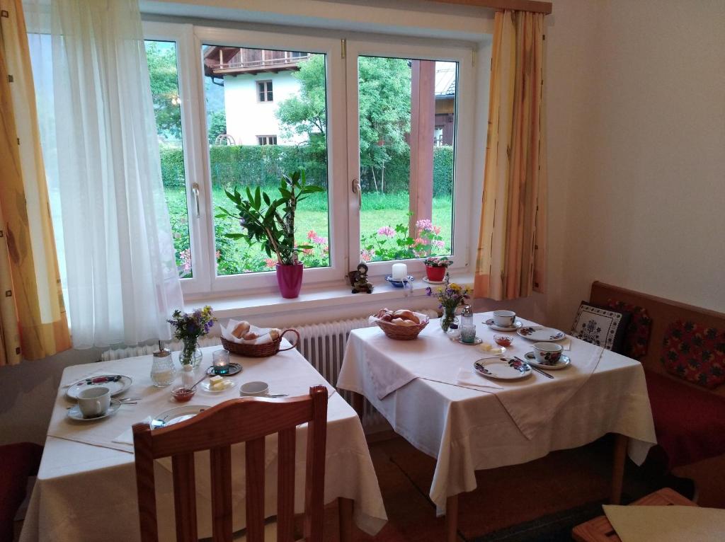 Foto dalla galleria di Haus Amalia a Strobl