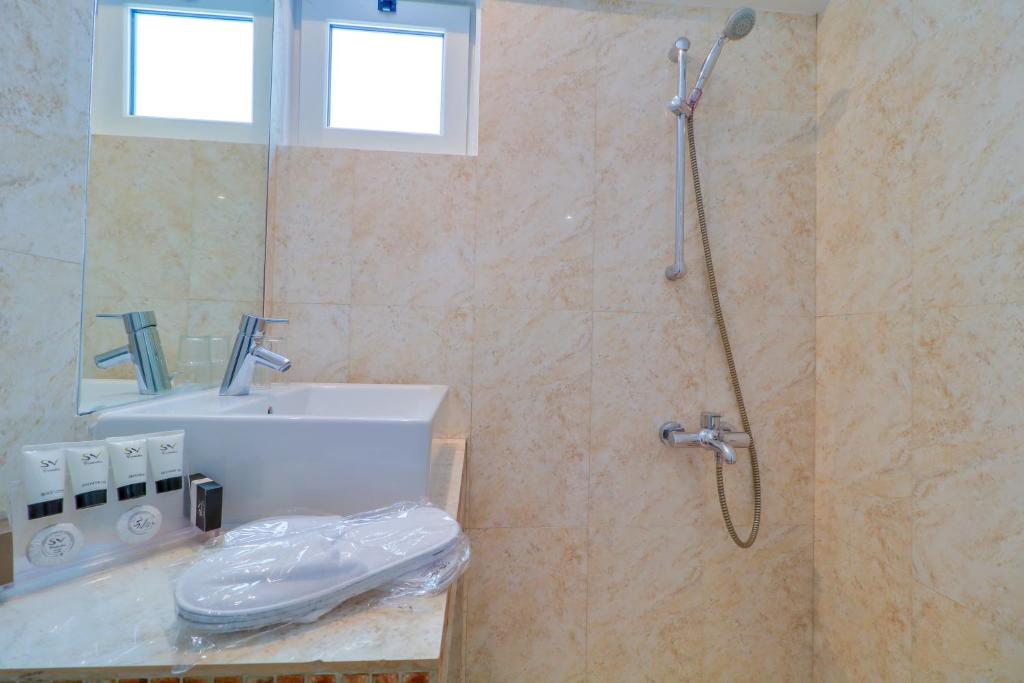 Palace Hotel Glyfada - Resim 14