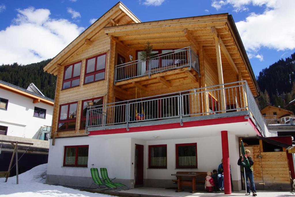 Budova, kde se apartmán nachází