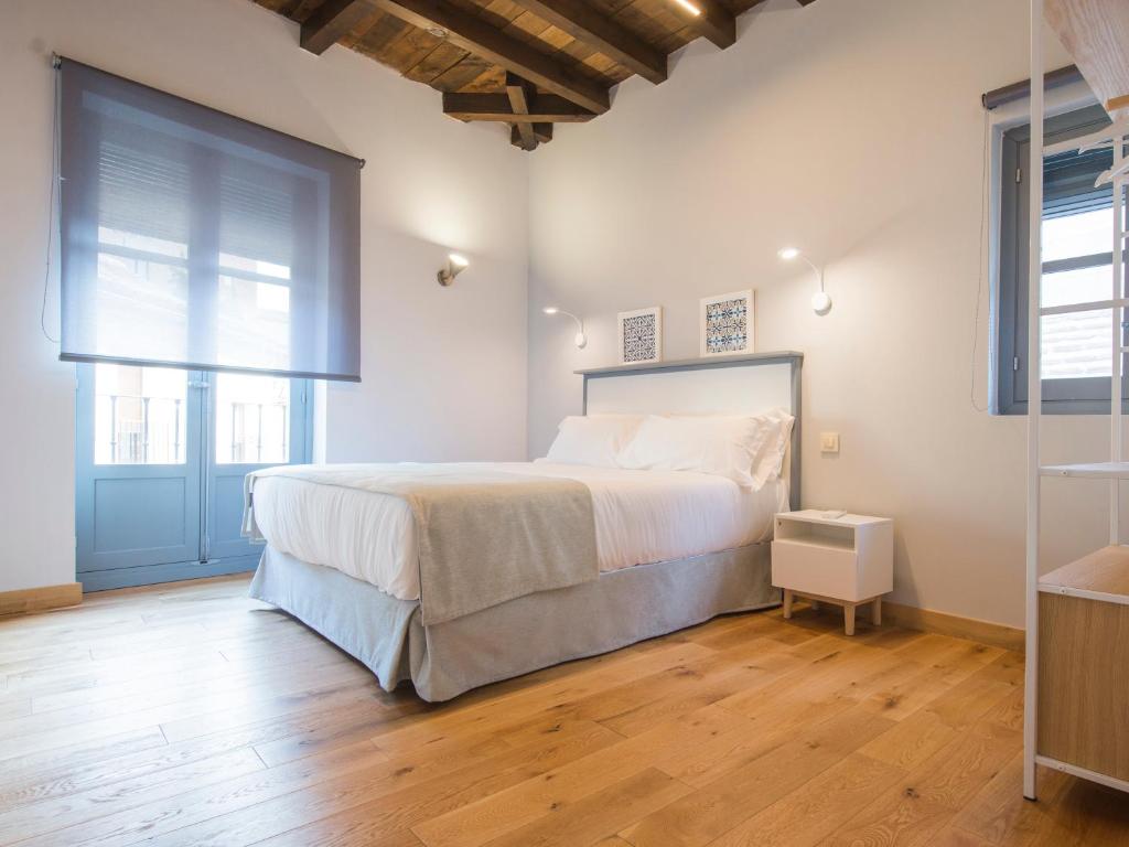 Aldaba Apartamentos - 4