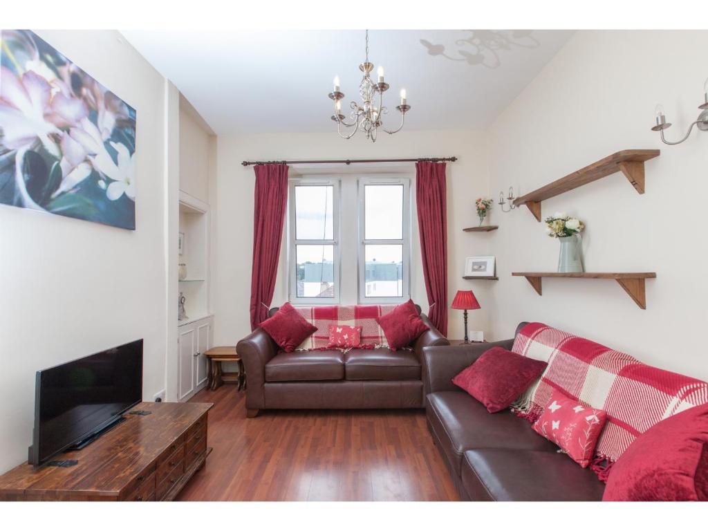 Homely Tenement for 2 near Botanic Gardens, Edinburgh (updated prices 2024)