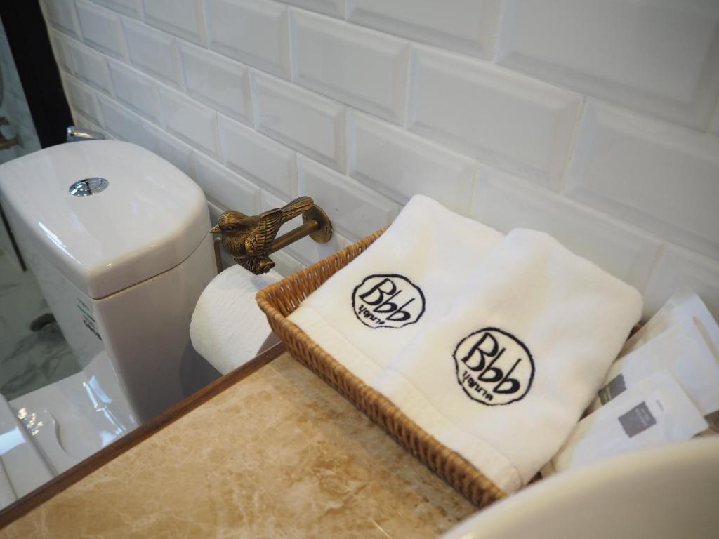 Boonnark Bed Night Bazaar no car parking - 2