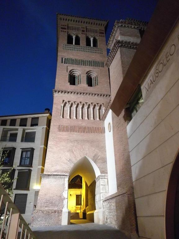 Fotografie z fotogalerie ubytování Tirwal Suite v destinaci Teruel