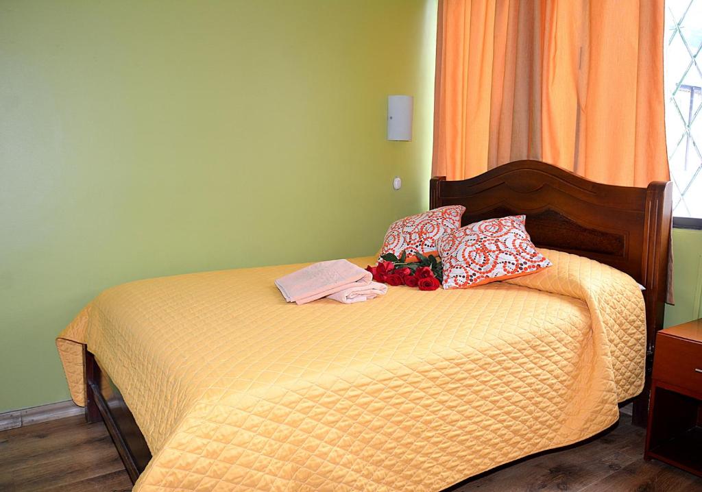 Postel nebo postele na pokoji v ubytování Hostal Terra 3 - BASE AÉREA