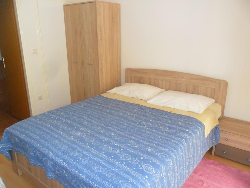 Posteľ alebo postele v izbe v ubytovaní Apartments & Room Španjol