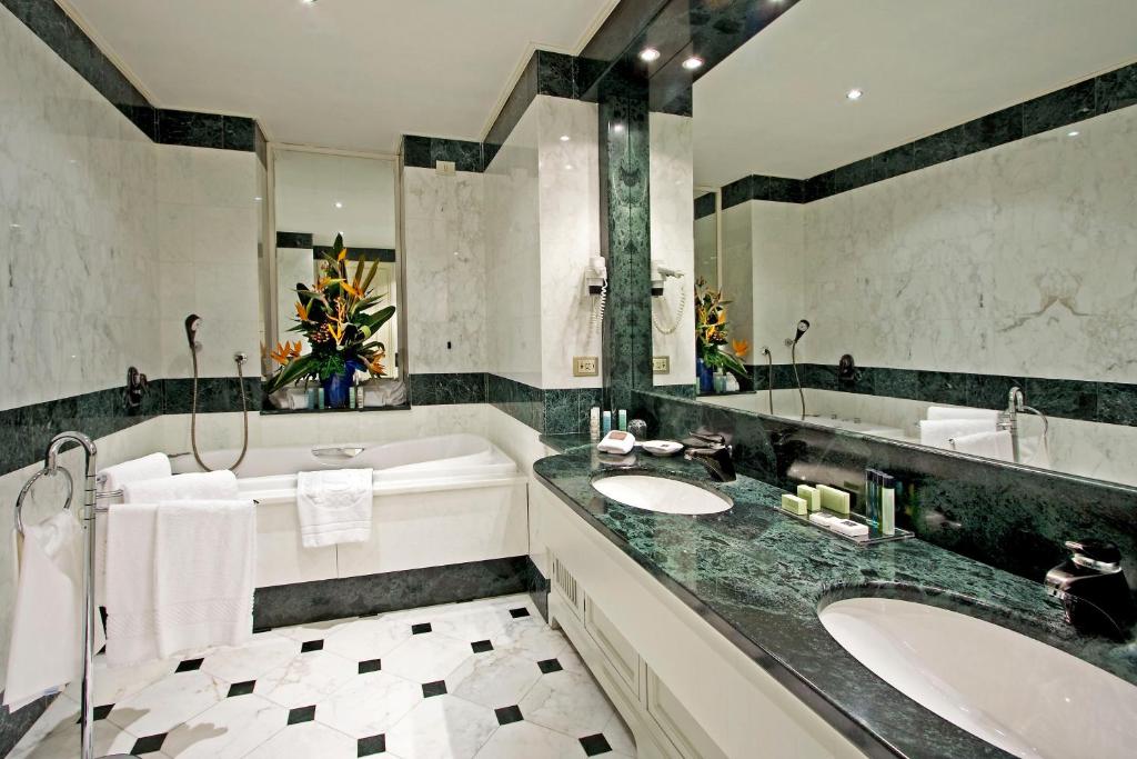 Tower Genova Airport - Hotel & Conference Center - Resim 3