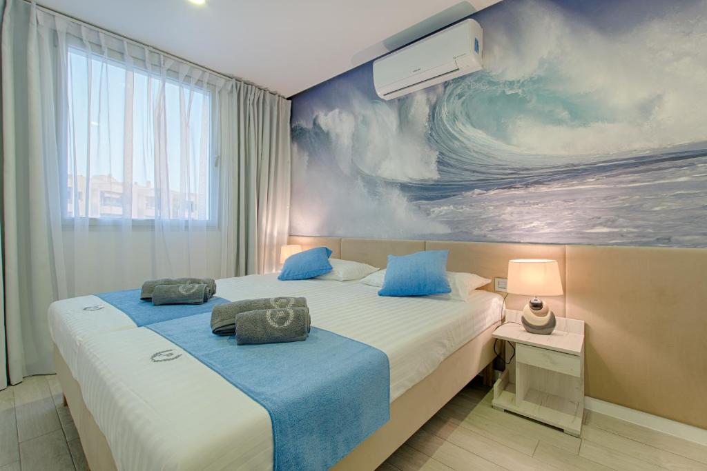 Posteľ alebo postele v izbe v ubytovaní MA APARTMENTS - OCEAN GARDEN - PLAYA PARAISO - 2 Bedrooms, 2 Bathrooms, Big Terrace