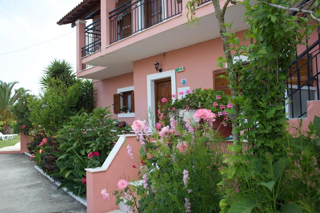 Zahrada ubytování Chrysanthy Apartments