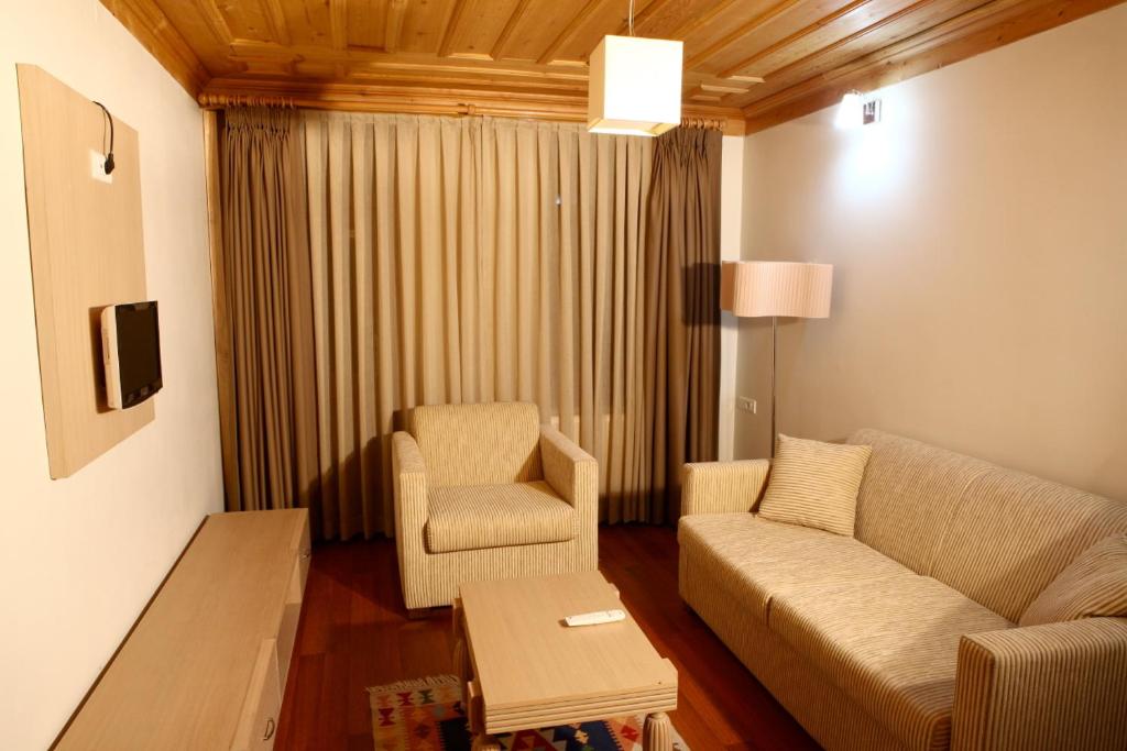Posezení v ubytování Iksir Resort Town