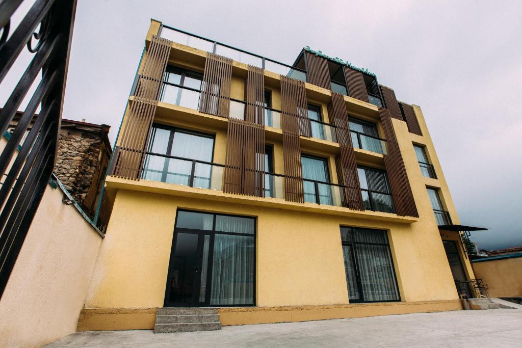 Budova, kde se hotel nachází
