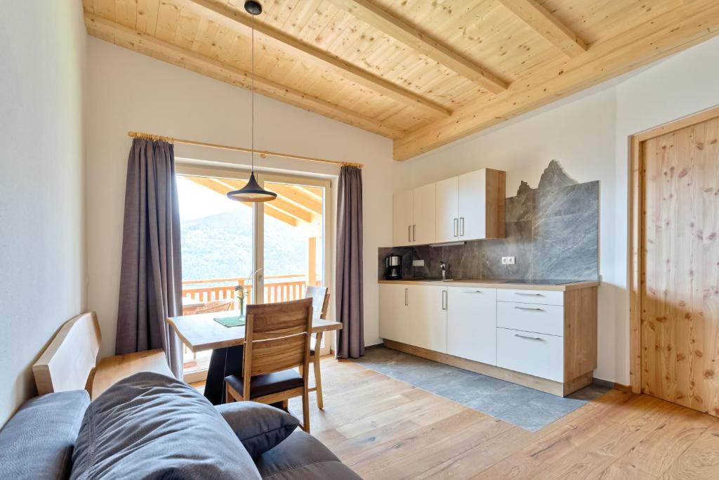 Kuchyň nebo kuchyňský kout v ubytování Frühaufhof
