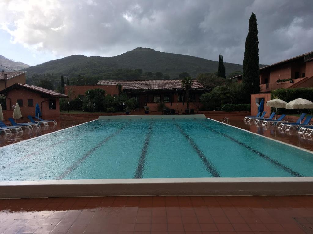 Bazén v ubytování Hotel Residence Villa San Giovanni nebo v jeho okolí