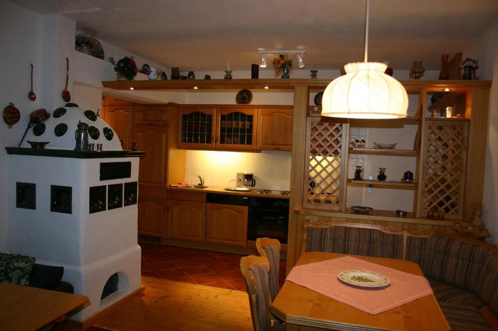 Kuchyň nebo kuchyňský kout v ubytování Fewo Nr. 15 Haus Konradgut