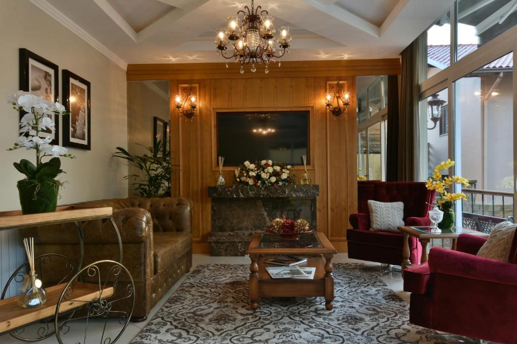 Micheline Hotel Tricot  Micheline Hotel Tricot