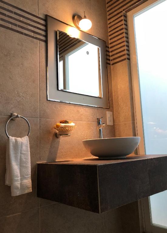Hotel SKY & PALMS - Twin Room