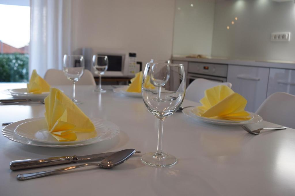 Nápoje v ubytovaní LUXURY Apartment Ledo