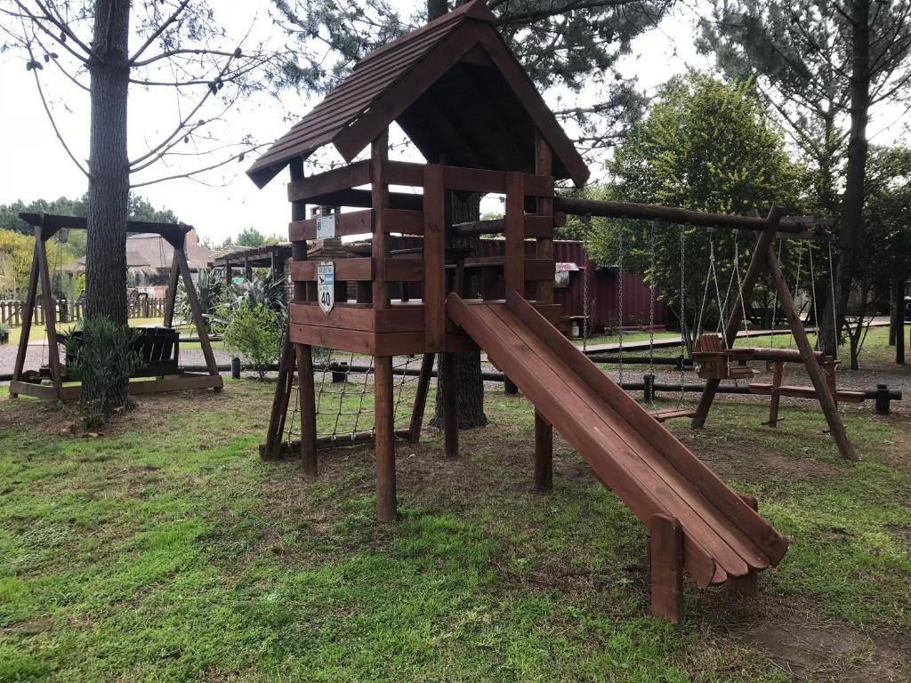 Herní místnost nebo prostor pro děti v ubytování Resort 77